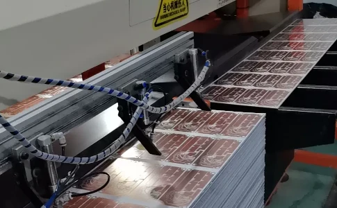 Linea di produzione APTPCB